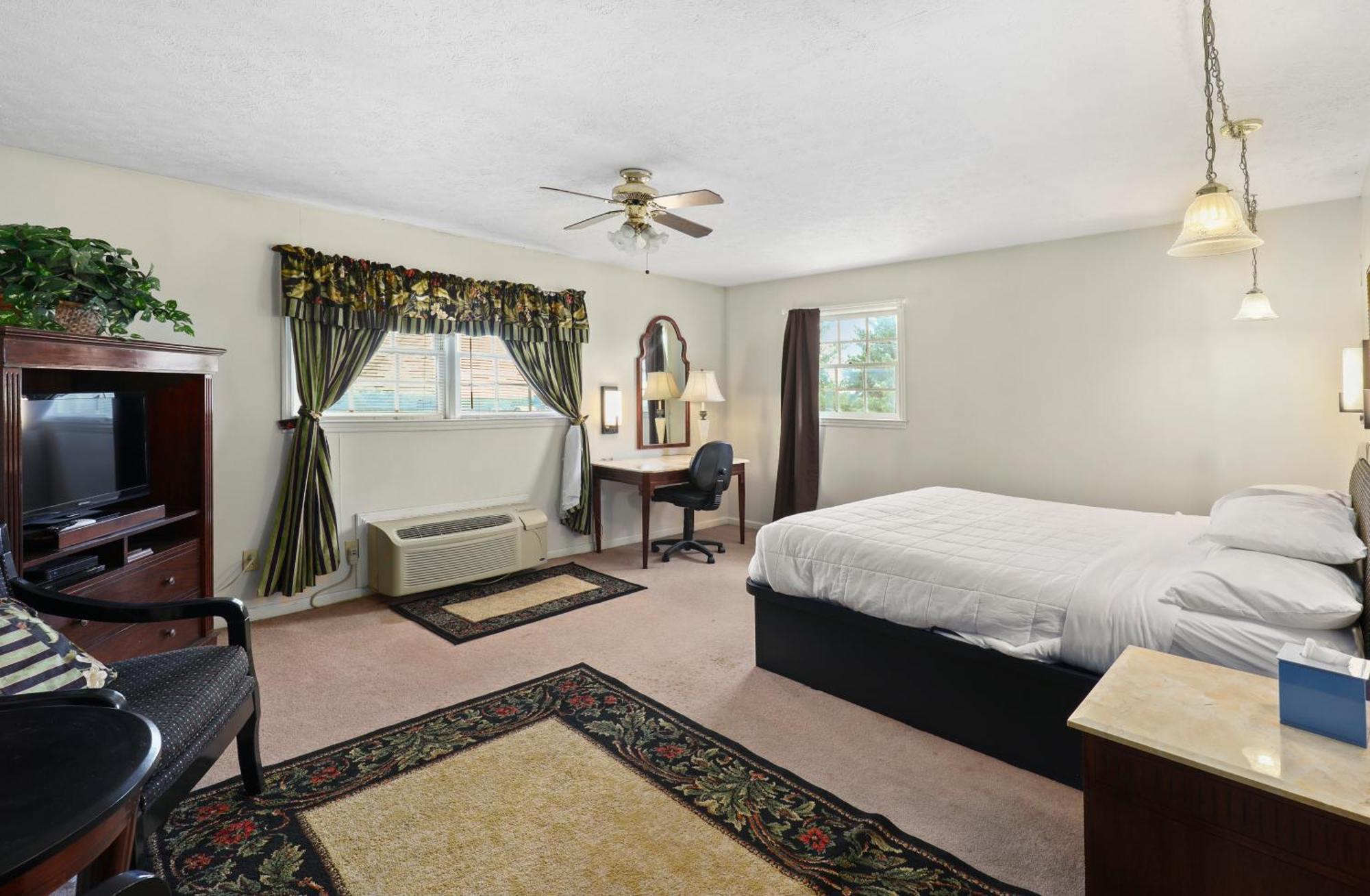 Four Seasons Country Inn Глазгоу Екстериор снимка