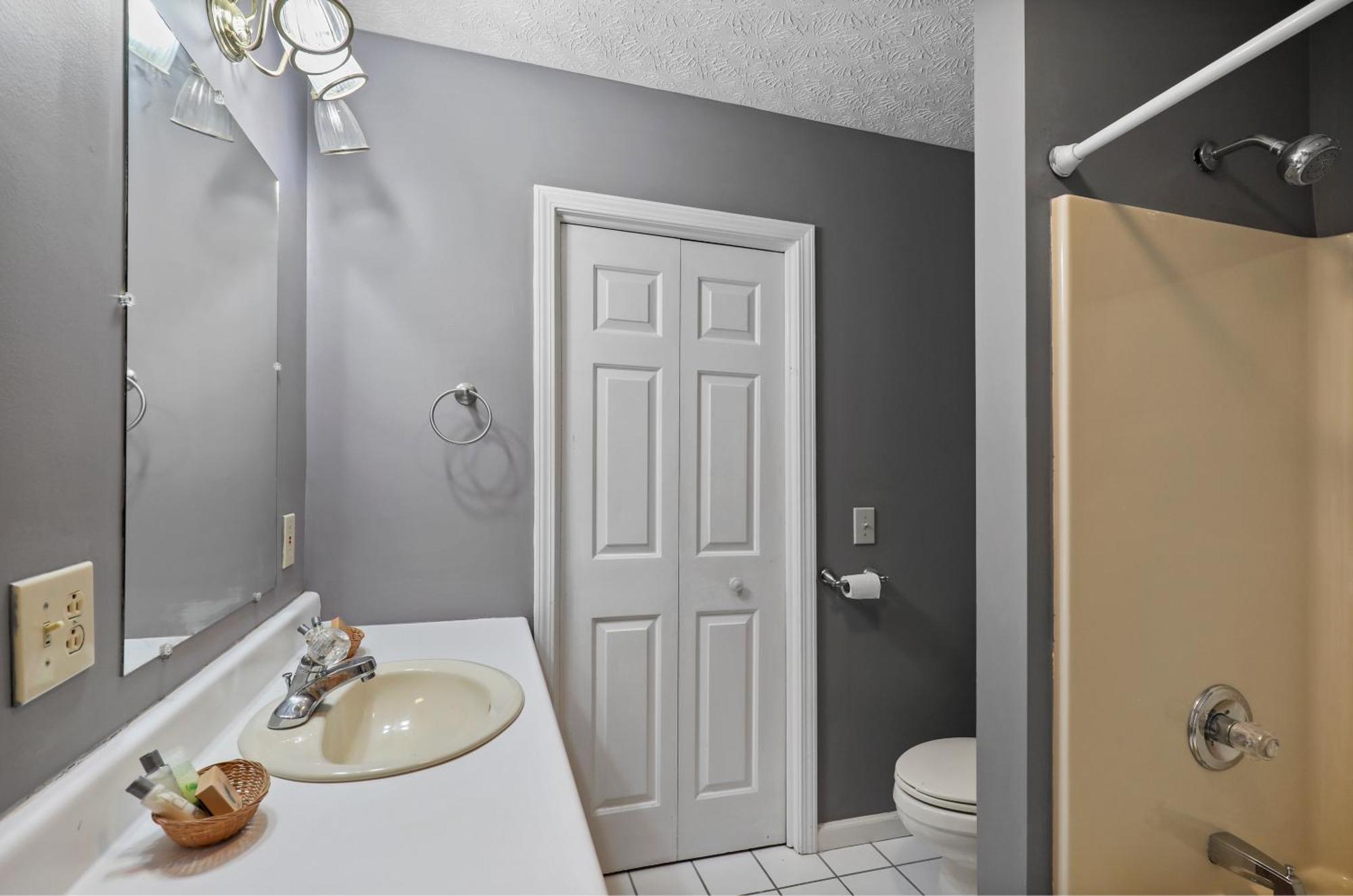 Four Seasons Country Inn Глазгоу Екстериор снимка